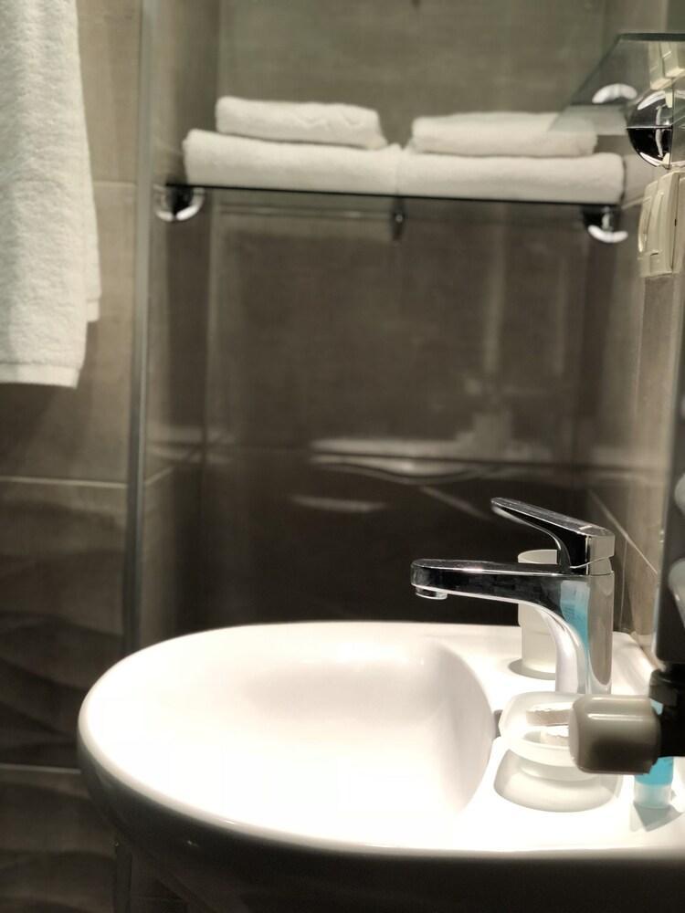 Hotel Amser Tbilisi Zewnętrze zdjęcie